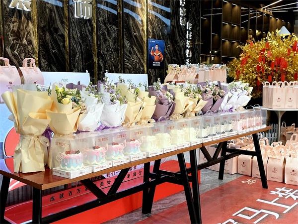 昌禾裝飾·女神節(jié)特輯｜以花為禮，以甜為伴，致敬每一位發(fā)光的你